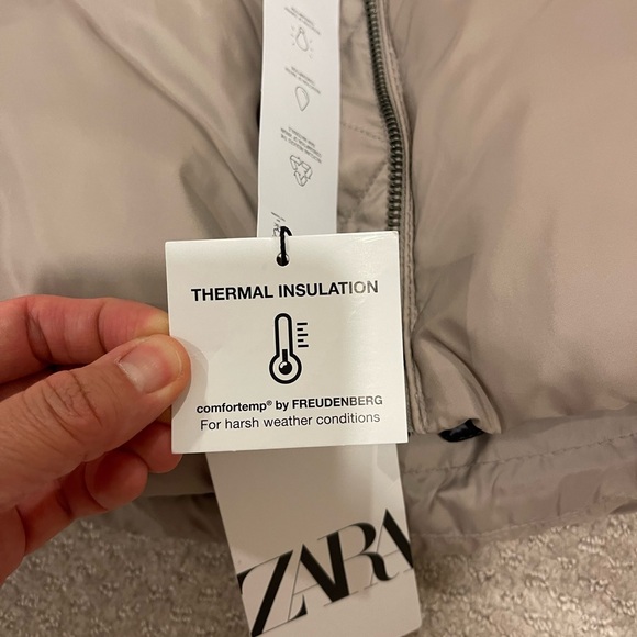 Zara woman’s padded jacket - Picture 3 of 10